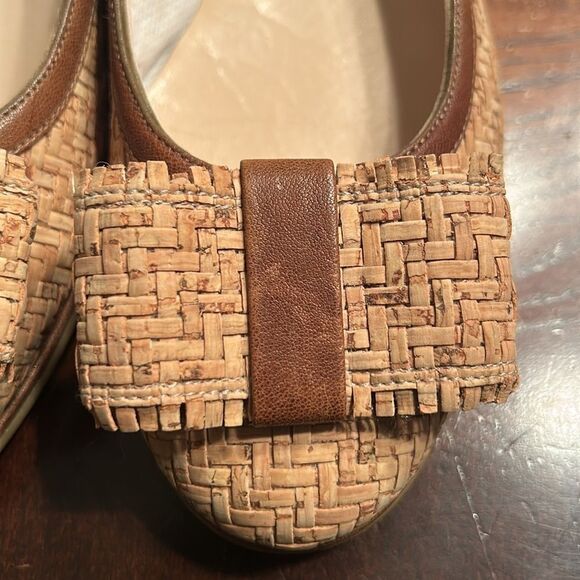 Stuart Weitzman Tan Candy Cork Flat Shoes(6.5M) - Picture 13 of 13